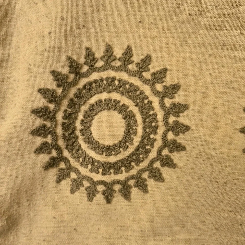 Hobby Lobby Beige Embroided‎ Mandala Throw Pillow Cover Case Zip Closure 19x12